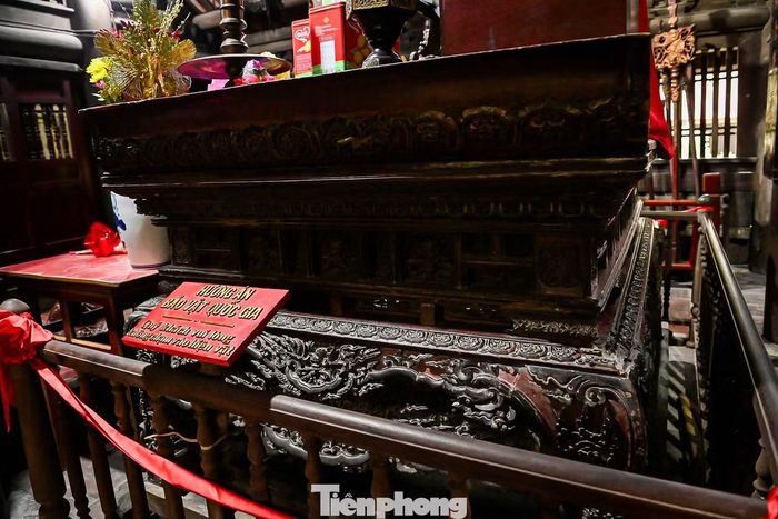 Hiện chùa Keo lưu giữ nhiều bảo vật quốc gia. Trong ảnh là Bảo vật quốc gia Hương án chùa Keo là hiện vật gốc độc bản. Hương án được tạo tác thời Lê Trung Hưng, thế kỷ XVII, được công nhận bảo vật quốc gia năm 2021.