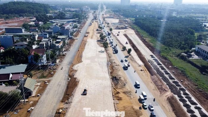 Dự án có tổng mức đầu tư hơn 5.200 tỷ đồng, sử dụng nguồn vốn từ ngân sách thành phố Hà Nội và hỗ trợ từ ngân sách Trung ương; riêng chi phí giải phóng mặt bằng chiếm khoảng 2.700 tỷ đồng.