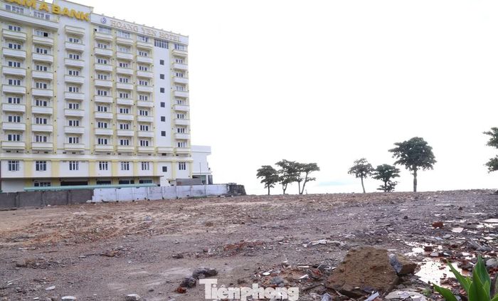Khu đất đã được san phẳng, bàn giao cho địa phương quản lý. Ảnh: Trương Định.