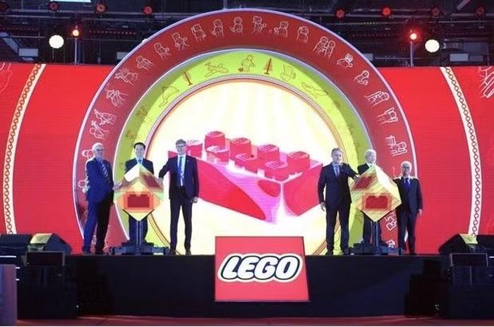 Lễ khai trương nhà máy Lego tại Việt Nam tháng 9/2025. Ảnh: VGP