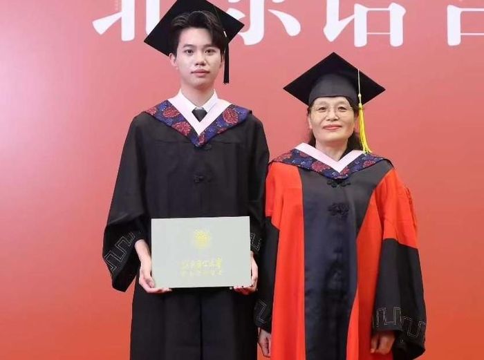 Được tốt nghiệp với GPA 4.0, nằm trong top 5 toàn khóa. Ảnh: NVCC