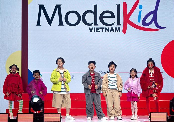Top 7 thí sinh xuất sắc nhất của cuộc thi.