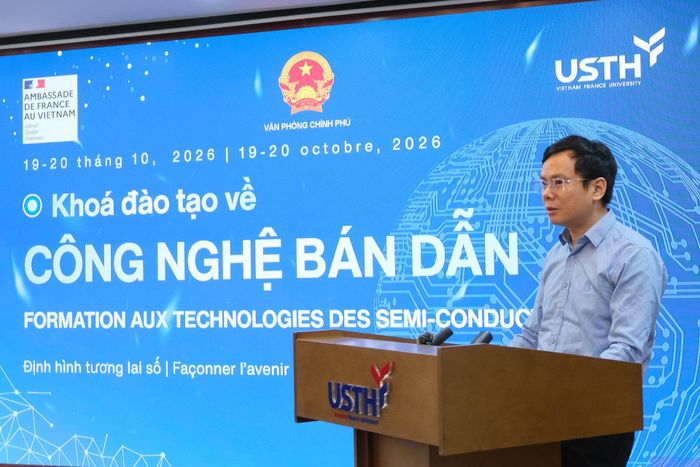 Ông Nguyễn Công Thành, Phó Cục trưởng Cục Chuyển đổi số quốc gia (Văn phòng Chính phủ) chia sẻ về mục tiêu của khóa đào tạo. Ảnh: Minh Ngọc