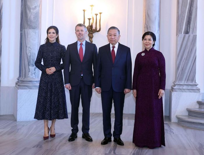Tổng Bí thư, Chủ tịch nước Tô Lâm và phu nhân Ngô Phương Ly hội kiến Nhà vua Đan Mạch Frederik X và Hoàng hậu Mary. Ảnh: TTXVN