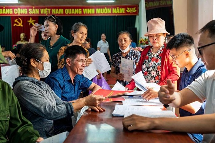  Ngày 8/10/2026, UBND xã Thiên Lộc và Ban Quản lý Đầu tư - Hạ tầng xã tổ chức chi trả gần 49 tỉ đồng tiền bồi thường, hỗ trợ GPMB cho 165 hộ gia đình, cá nhân tại thôn Hậu Dưỡng - đây là một trong những đợt chi trả bồi thường đầu tiên để triển khai dự án KĐT đa mục tiêu Bắc Thăng Long Urban City.