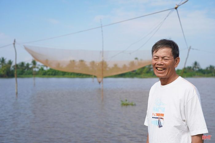 Nghề cất vó ven sông Nghèn hiện không còn nhộn nhịp như trước, song những chiếc vó vẫn là hình ảnh thân thuộc của miền quê Thạch Hà. Sự thay đổi trong cách thức lao động cùng nỗ lực của những người còn gắn bó đang góp phần duy trì nghề truyền thống, giữ lại nét bình dị trong đời sống vùng sông nước.