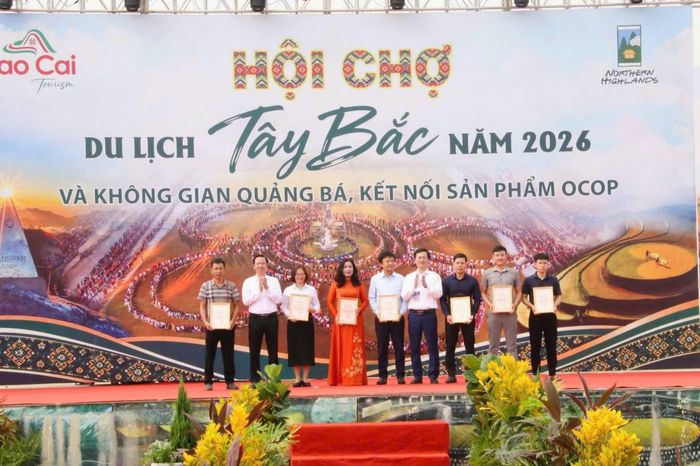 Hội chợ Du lịch Tây Bắc năm 2026 và Không gian quảng bá, kết nối sản phẩm OCOP. (Ảnh: Yến Bùi/Vietnam+)