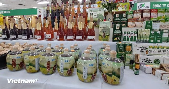 Không gian quảng bá sản phẩm OCOP. (Ảnh: HV/Vietnam+)