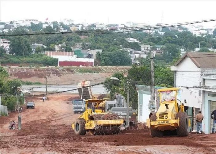Dự án Hồ thủy lợi Ea Tam được tăng tốc thi công sau nhiều năm chậm tiến độ.