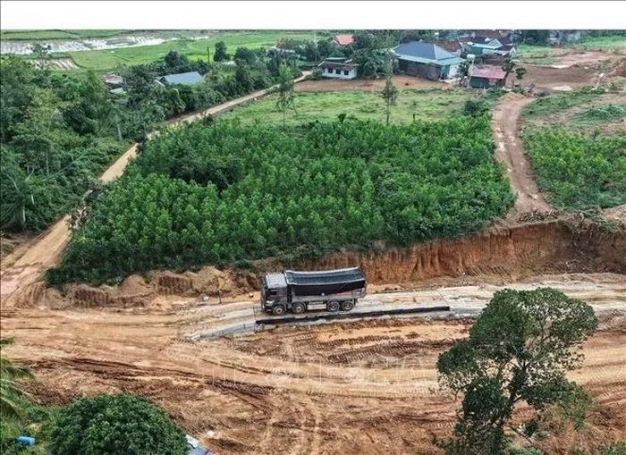 Nguồn vật liệu xây dựng là điểm nghẽn cần tháo gỡ để kịp thời cung ứng cho dự án cao tốc Vinh - Thanh Thủy.