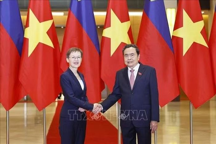 Chủ tịch Quốc hội Trần Thanh Mẫn hội kiến Thủ tướng Công quốc Liechtenstein Brigitte Haas. Ảnh: Doãn Tấn/TTXVN