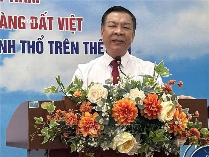 Anh hùng Lao động Nguyễn Quang Mâu phát biểu tại Hội nghị khoa học mô hình liên kết 3 Nhà.