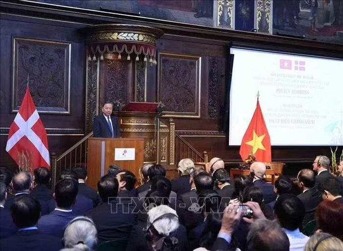 Tổng Bí thư, Chủ tịch nước Tô Lâm phát biểu chính sách tại Đại học Copenhagen (Đan Mạch). Ảnh: Thống Nhất/TTXVN