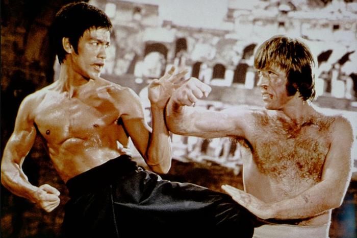 Trận đấu giữa Lý Tiểu Long và Chuck Norris trong Mãnh Long Quá Giang được xem là một trong những cảnh võ thuật biểu tượng của điện ảnh thế giới.