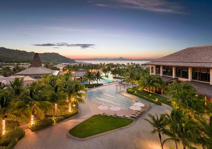 Những hệ thống resort ven biển, biệt thự có hồ bơi riêng nhưng mức giá dễ tiếp cận đã tạo sức cạnh tranh nổi bật cho Phú Quốc. Ảnh: New World Phu Quoc Resort
