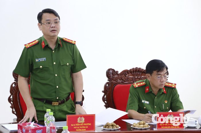 Đại tá Trần Viết Phương, Phó Cục trưởng Cục Cảnh sát môi trường, Bộ Công an phát biểu tại buổi làm việc