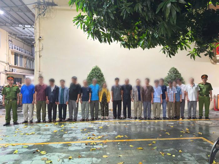 Khởi tố thêm 19 bị can về các tội “Tổ chức đánh bạc” và “Đánh bạc”. (Ảnh: Công an cung cấp)