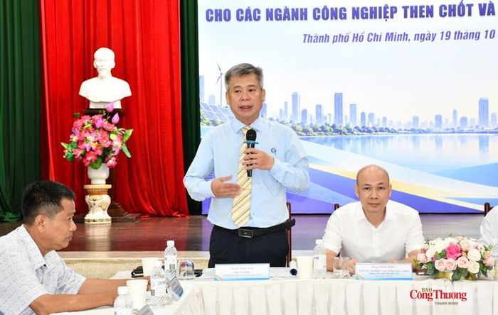 TS. Lê Đình Kha, Hiệu trưởng Trường Cao đẳng Kỹ thuật Cao Thắng.
