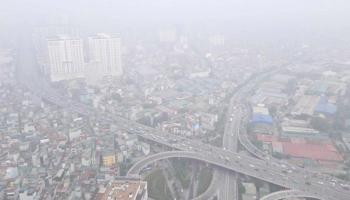 Ô nhiễm không khí tại Hà Nội chủ yếu là ô nhiễm bụi mịn PM2.5. Ảnh: Nguyễn Trường