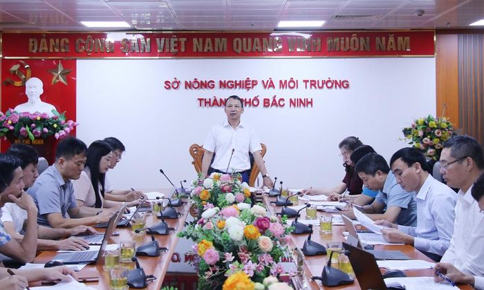 Các đại biểu tham dự buổi giám sát.
