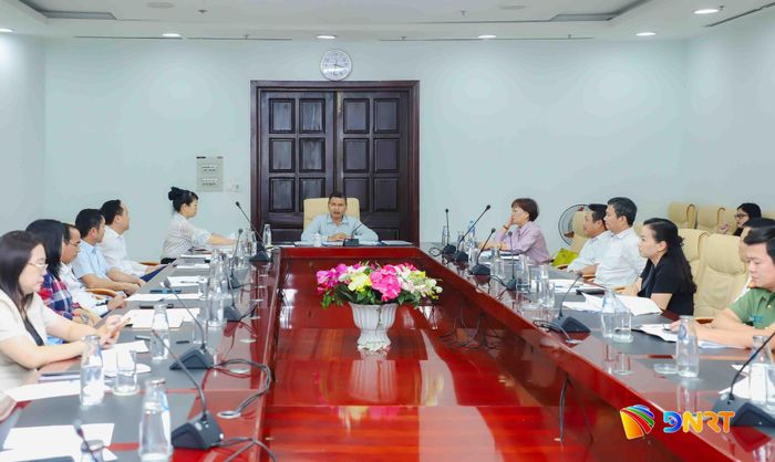 Quang cảnh cuộc họp. Ảnh: NGỌC PHÚ