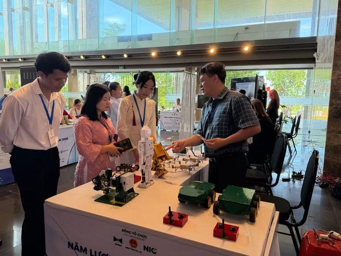  Doanh nghiệp trong nước được xác định là lực lượng chủ lực trong nghiên cứu, phát triển, thương mại hóa và triển khai các sản phẩm, nền tảng, giải pháp AI “Make in Viet Nam”. Ảnh: Phương Vi 