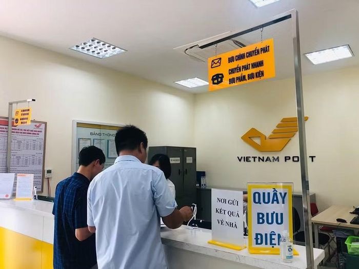 Cùng với Hà Nội và Huế, Gia Lai sẽ được thí điểm triển khai dịch vụ công qua mạng bưu chính công cộng. Ảnh minh họa
