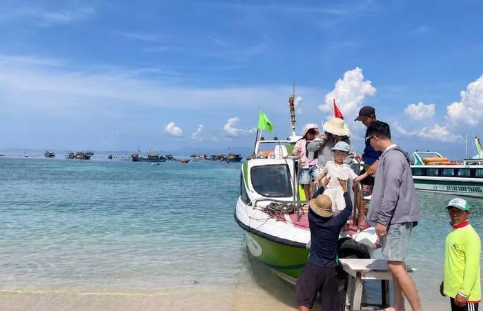  Gia Lai định vị thương hiệu điểm đến với thông điệp “Gia Lai - Đại ngàn chạm biển xanh” với không gian du lịch chủ đạo gồm biển - đô thị - đảo - bán đảo và cao nguyên - rừng - hồ - văn hóa, kết nối thành hành trình du lịch liên hoàn. Ảnh: Minh Phương 