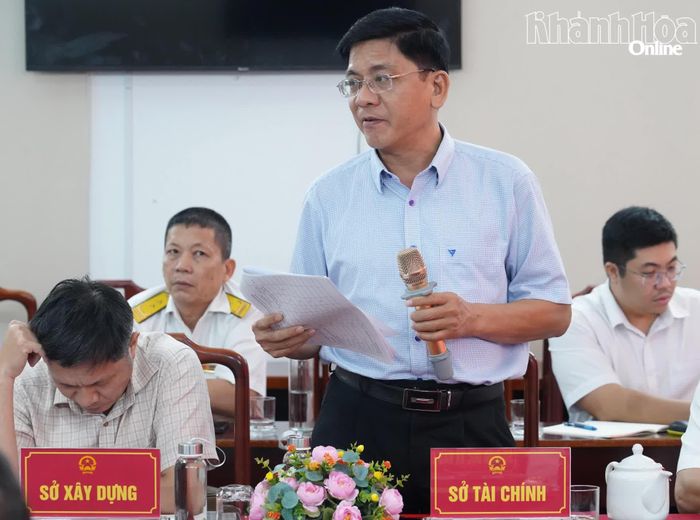Đại diện Sở Tài chính phát biểu tại buổi làm việc.