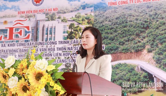 Đồng chí Trần Thanh Nhàn, Phó Chủ tịch UBND tỉnh phát biểu tại buổi lễ
