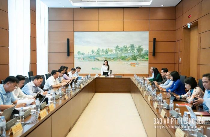 Toàn cảnh phiên thảo luận tại tổ 3 chiều 19/10