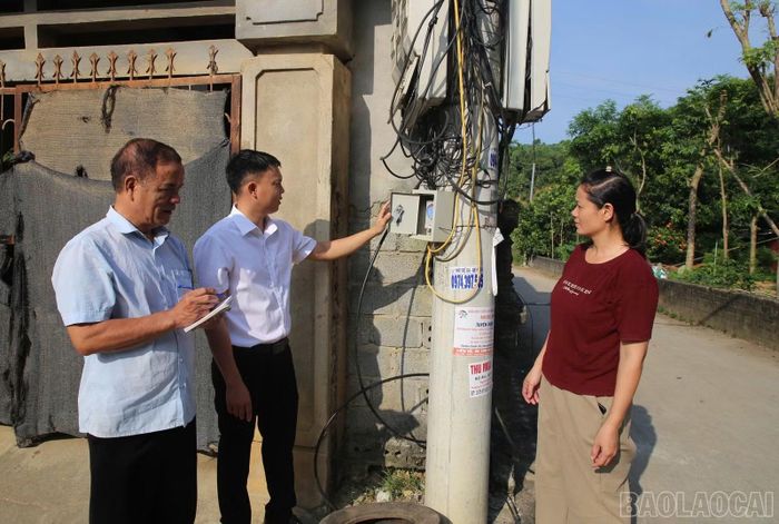 Thôn Trì Quang triển khai công trình "Thắp sáng đường quê".