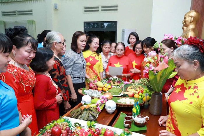 Chi hội phụ nữ thôn 5, xã Đạ Tẻh tổ chức thi nấu ăn, tạo không khí vui tươi, gắn kết giữa các hội viên