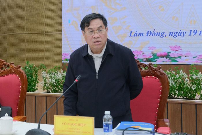 Tỉnh ủy viên, Phó Chủ tịch UBND tỉnh Võ Ngọc Hiệp kết luận cuộc họp