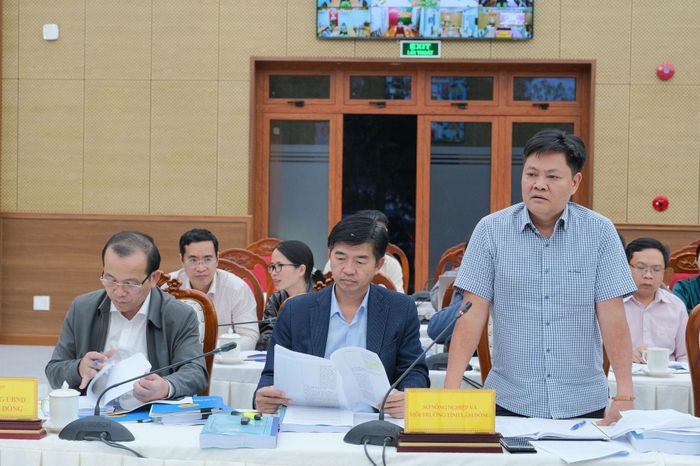 Đại diện Sở Nông nghiệp và Môi trường nêu ý kiến