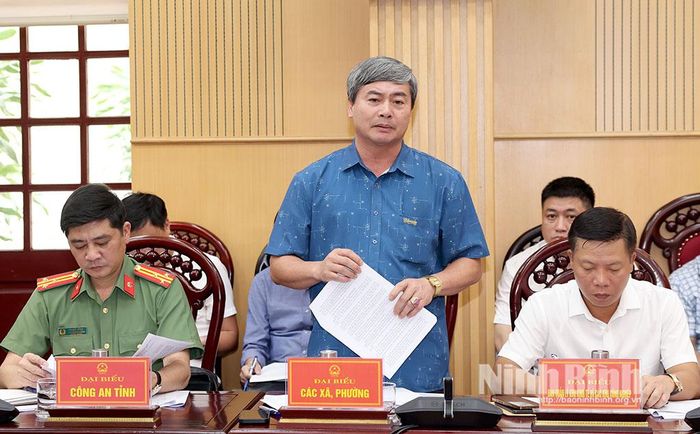 Đại biểu xã Hải Thịnh phát biểu tại hội nghị.