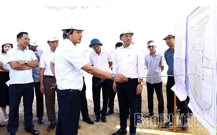 Đồng chí Phó Bí thư Tỉnh ủy Nguyễn Mạnh Sơn kiểm tra tiến độ triển khai dự án Khu Công nghiệp Phúc Yên.
