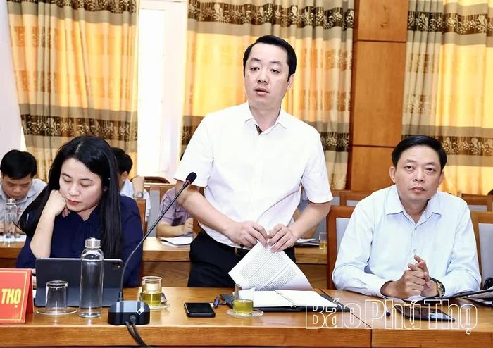 Lãnh đạo Sở Nông nghiệp và Môi trường phát biểu tại buổi làm việc.