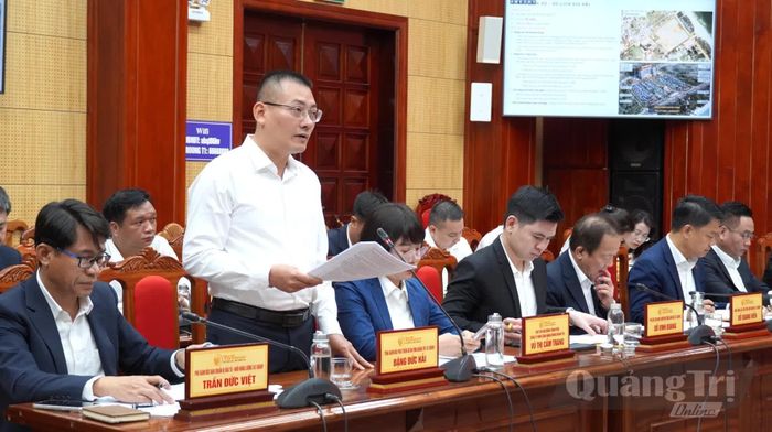 Đại diện lãnh đạo công ty thành viên của Công ty CP Tập đoàn T&T phát biểu ý kiến - Ảnh: C.H