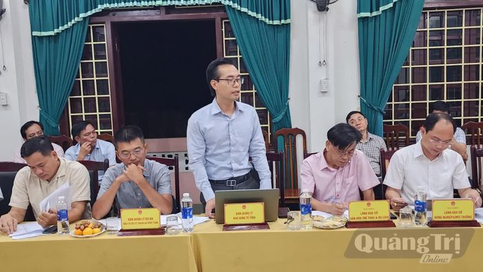 Đại diện lãnh đạo các sở, ban, ngành phát biểu tại buổi làm việc - Ảnh: Tạ Hưng