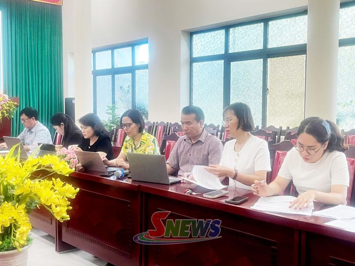 Đại biểu tham gia hội thảo.
