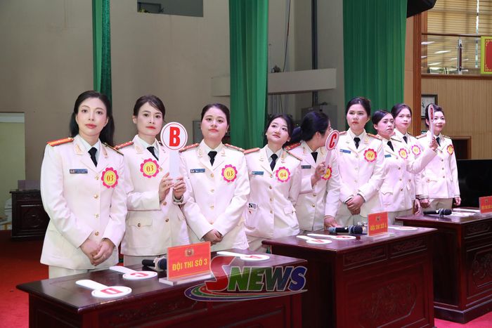 Các đội thi tranh tài Tìm hiểu nghị quyết đại hội Đảng, nghị quyết đại hội phụ nữ các cấp