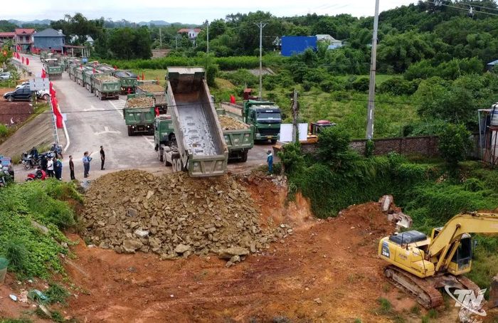 Thi công đấu nối tuyến 269B và tuyến QL37.