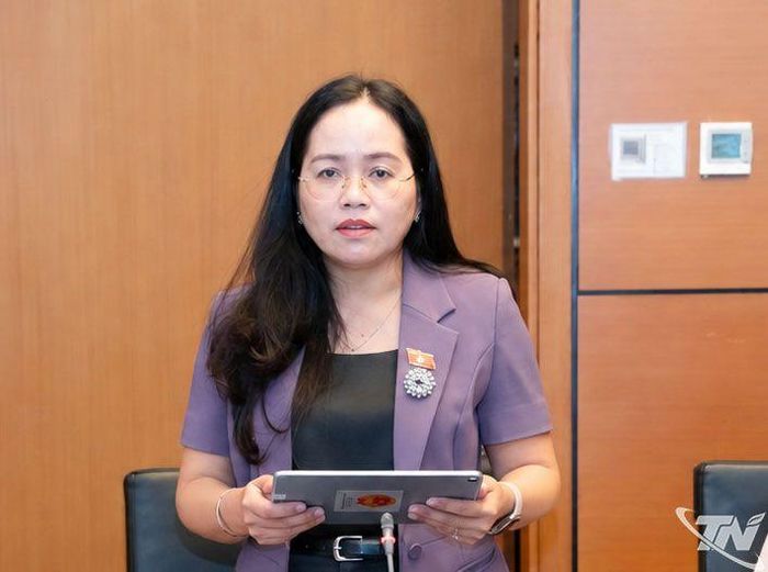 Đại biểu Hồ Thị Kim Ngân (Đoàn ĐBQH tỉnh Thái Nguyên).