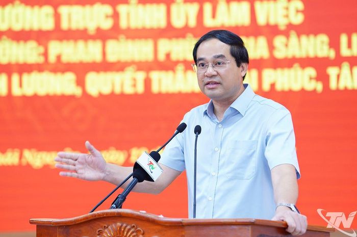 Đồng chí Bí thư Tỉnh ủy Trịnh Xuân Trường phát biểu chỉ đạo tại Hội nghị.