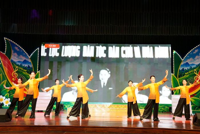 Các tiết mục văn nghệ tại Liên hoan.