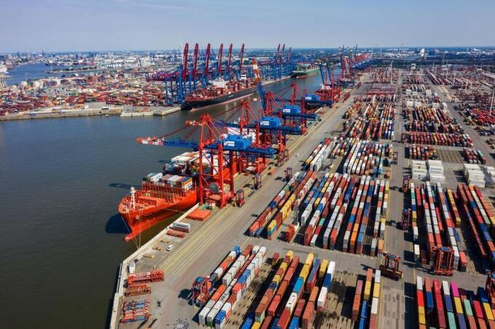  Cảng Hamburg, một trong những thế mạnh được kỳ vọng thúc đẩy hợp tác giữa TP.HCM và thành phố Hamburg. 