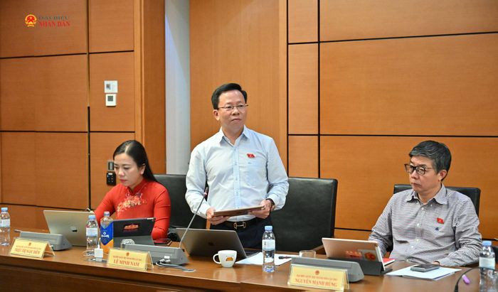 ĐBQH Lê Minh Nam (TP. Cần Thơ) phát biểu. Ảnh: Quang Khánh