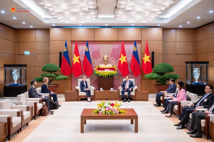 Chủ tịch Quốc hội Trần Thanh Mẫn hội kiến Thủ tướng Công quốc Liechtenstein Brigitte Haas