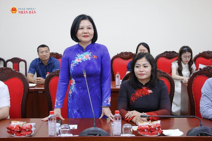 ĐBQH hoạt động chuyên trách tại Ủy ban Quốc phòng, An ninh và Đối ngoại Trần Thị Hồng An chia sẻ tại buổi lễ. Ảnh: Đắc Trường